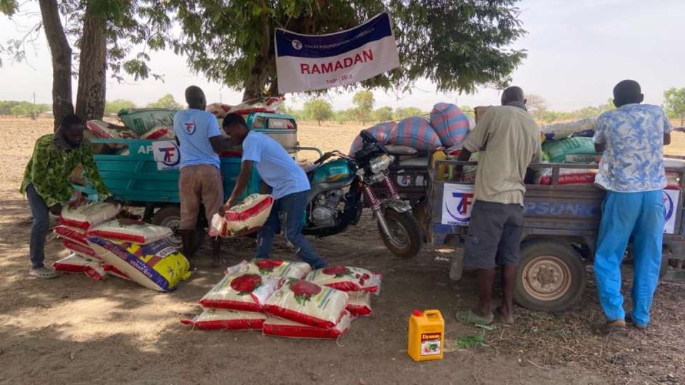 Preparing for Ramadan food distribution in Togo