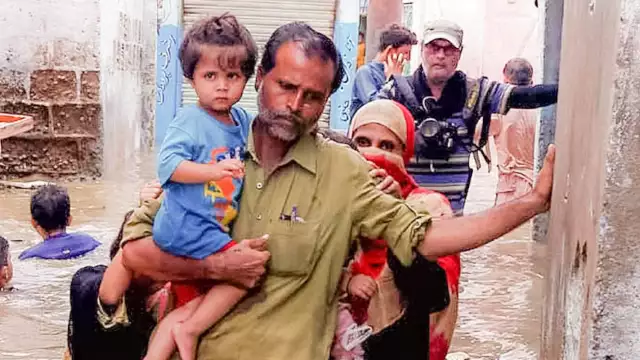 karachi devastated thumbnail