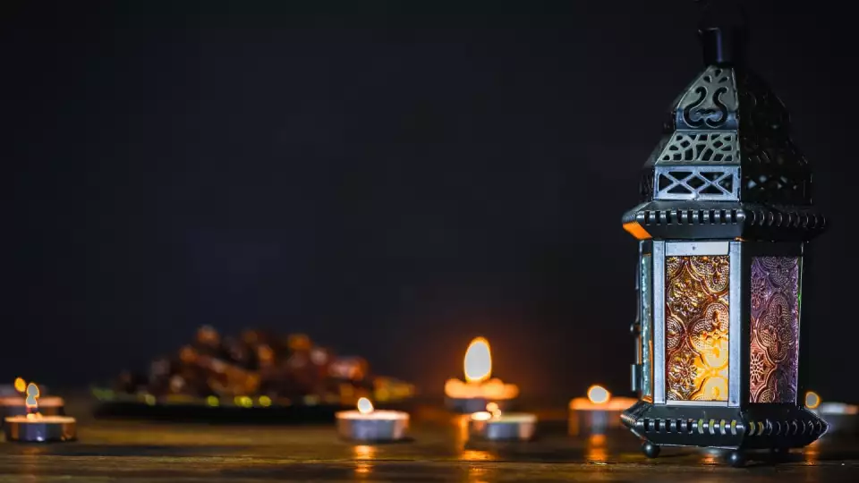متى ينتهي شهر رمضان؟ | مؤسسة الزكاة الأمريكية