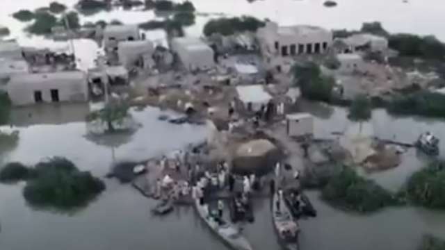 pakistan flood video 9 14 22