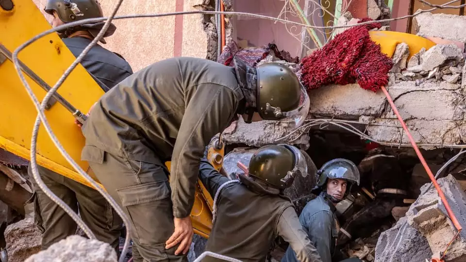 image of morroco earthquake rescue personnel