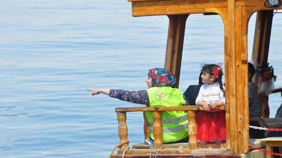 refugee empowerment page img