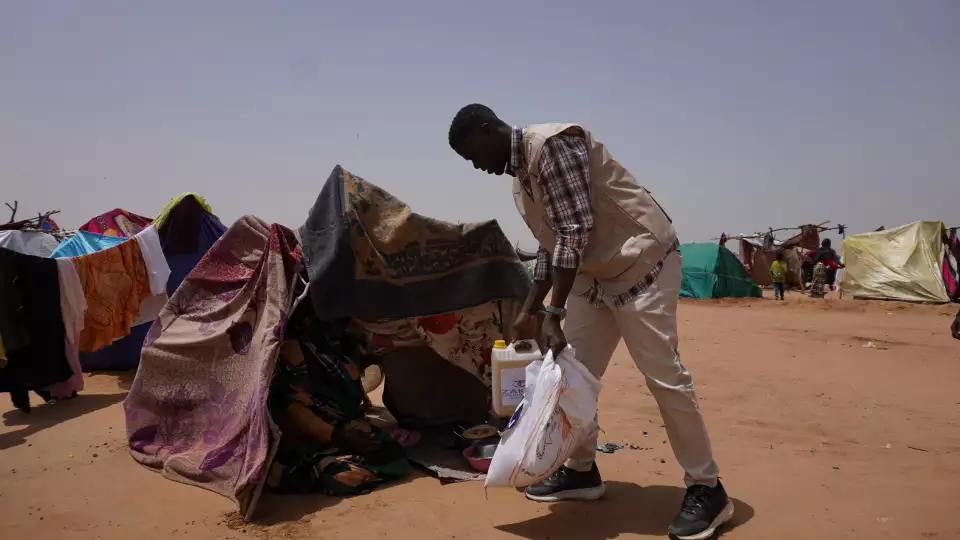 Your support brings hope to families in makeshift shelters in Sudan with food security