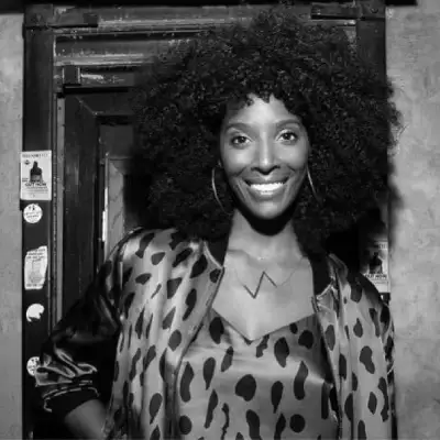 zainab johnson img  1 2x