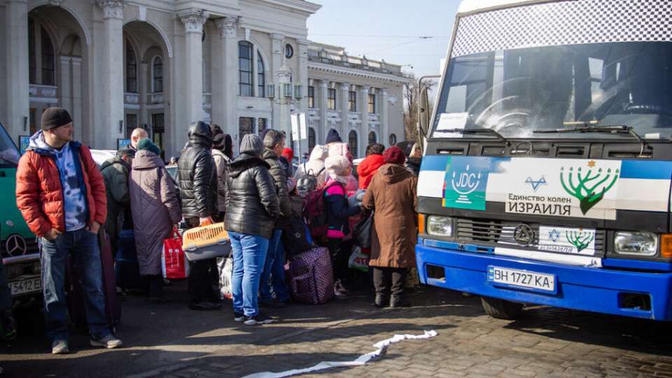 The American Jewish Joint Distribution Committee’s evacuation efforts include these in Odesa, Ukraine. (Courtesy of JDC)