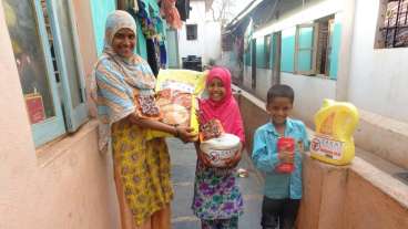 Can Zakat be given to family img1 1024x576