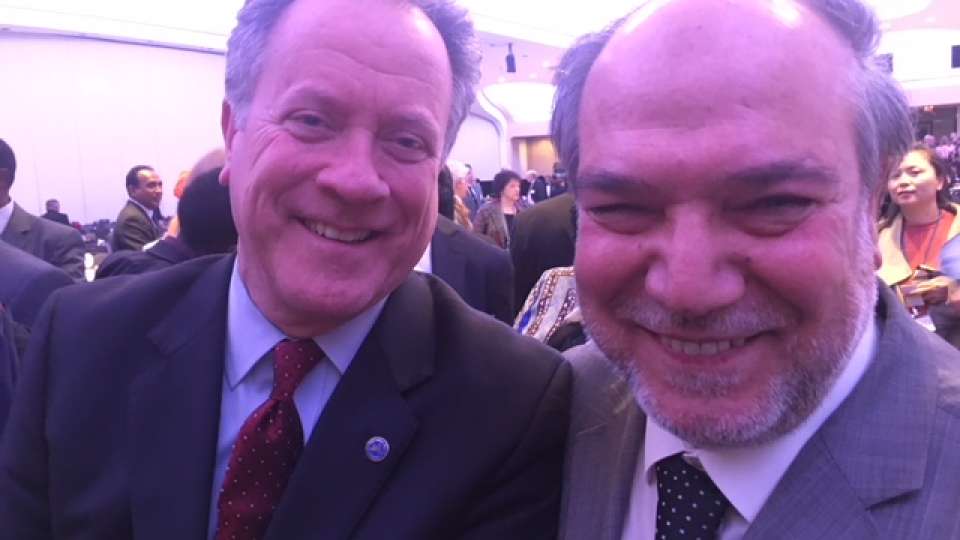 Zakat Foundation of America CEO, Halil Demir, with Executive Director of the United Nations World Food Program, Governor David Beasley.