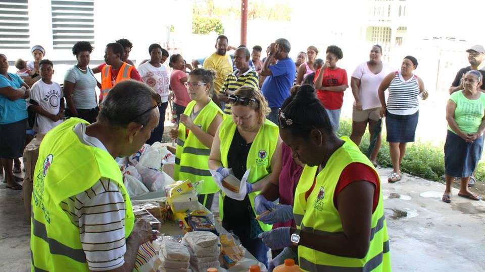 In Puerto Rico, Zakat Foundation of America distributes emergency aid in the aftermath of Hurricane Maria.