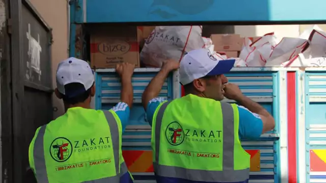 iraq aid inside turkey 090214 17