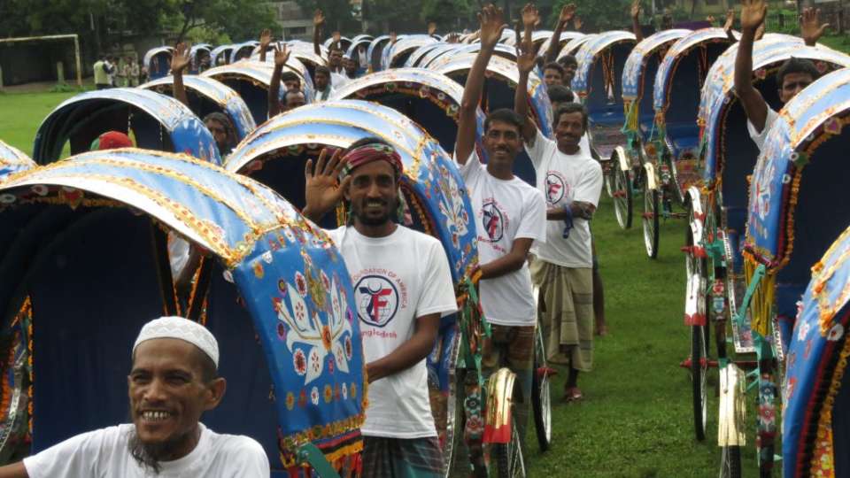 bangladesh rickshawdistributionceremony 072813 1 1024x768 1 1