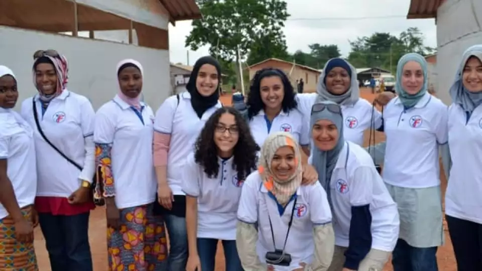 17.zf students serve at an ivorian r  efugee camp in berekum ghana  large