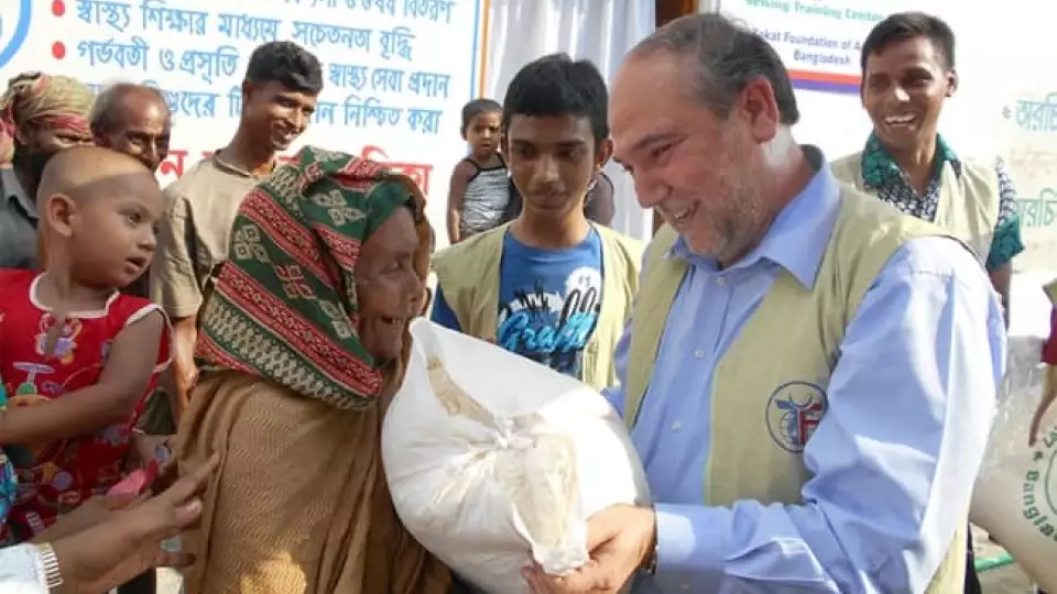 bangladesh halil demir visits 062013 002  large