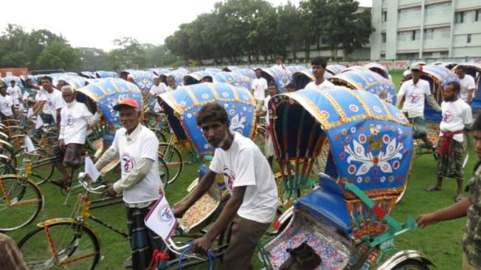 bangladesh rickshawdistributionceremony 072813 15  large
