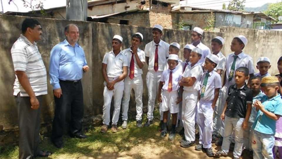sri lanka halil demir visits orphans 062013 02  large