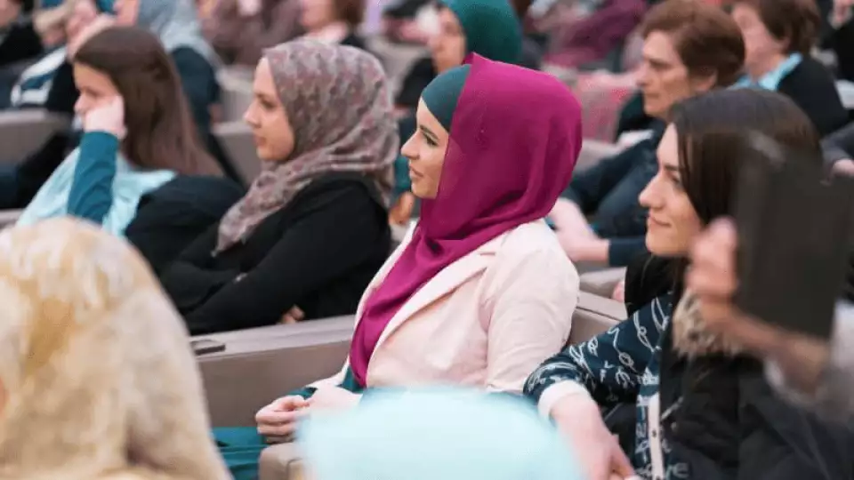 am newswire zakat supporting communities education 2