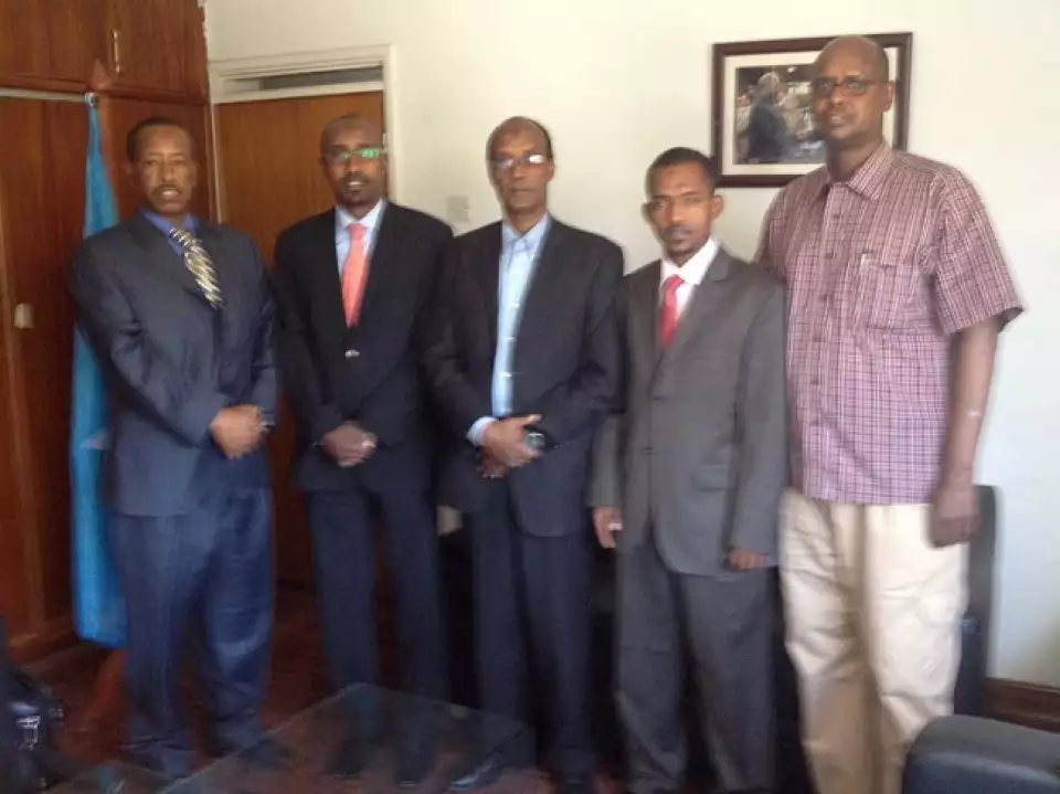 kenya office oficials visit 100312 01 w  large