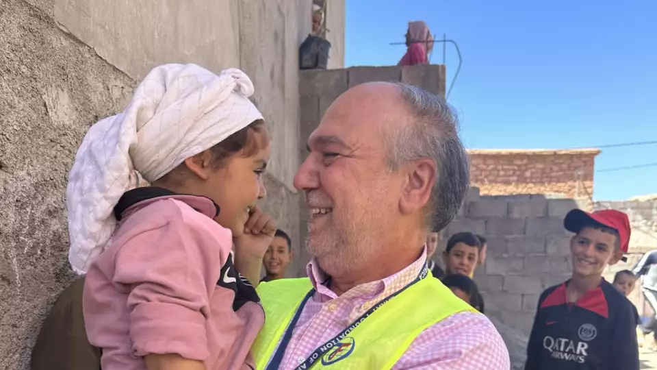 Earthquake Relief / إغاثة متضرري الزلزال