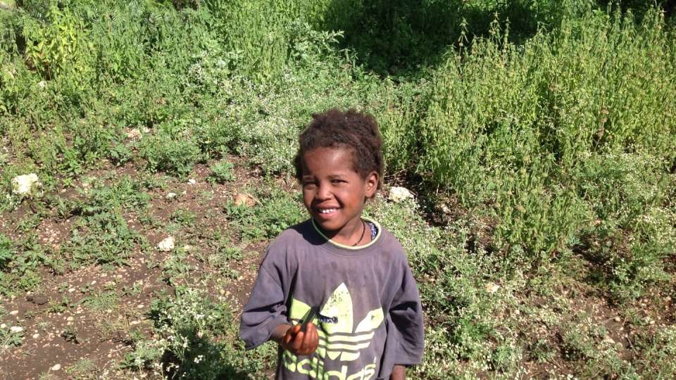 Beautiful Ethiopian child shines his smile / طفل اثيوبي جميل يبتسم