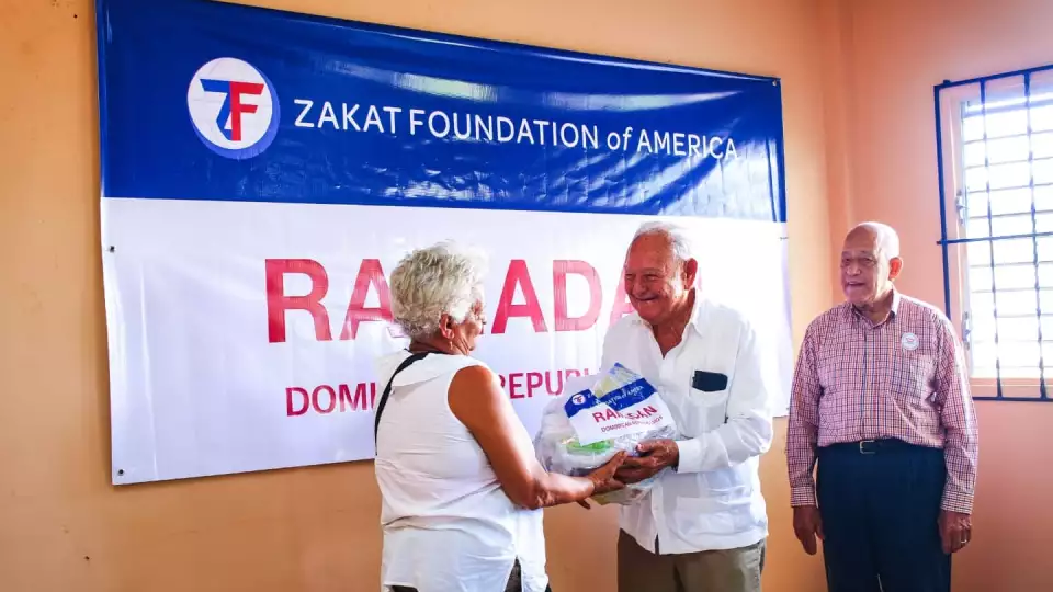 Ramadan food distribution in Dominican Republic