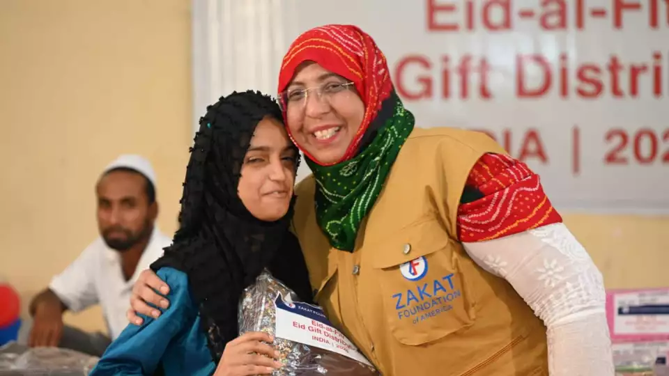 The joy of Eid for an orphan in India