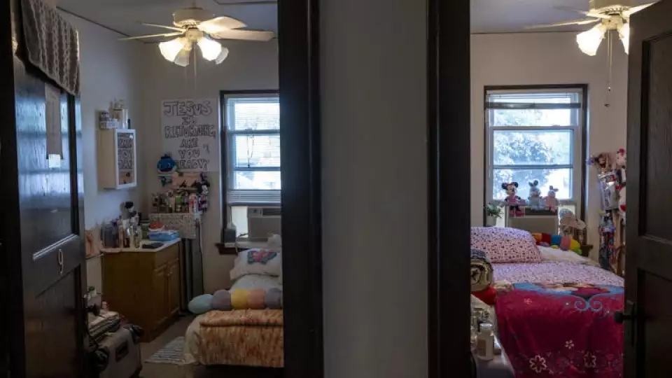 A view inside the migrant family housing shelter at the former St. Bartholomew school and convent in Chicago. © Joel Angel Juarez for The Washington Post