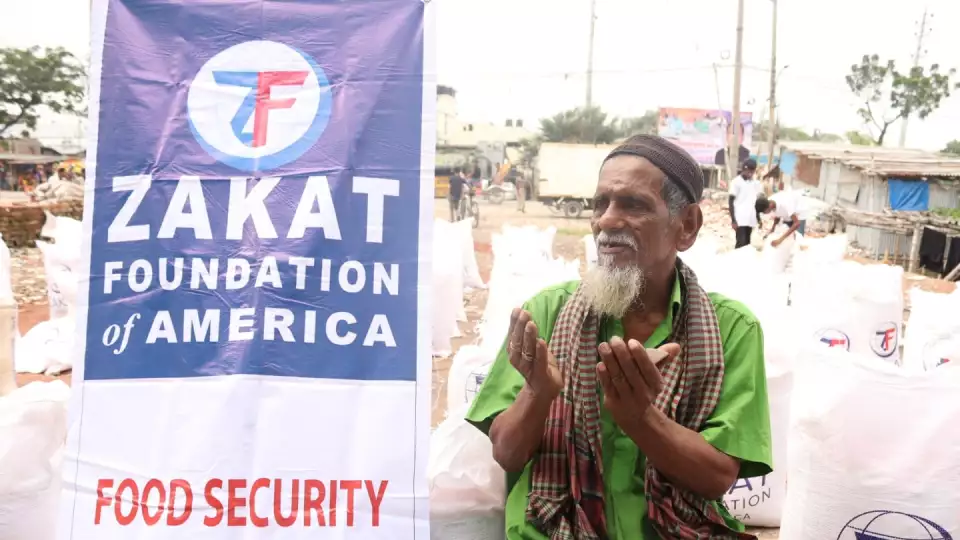 Critical rice supplies brings relief to struggling families in Bangladesh