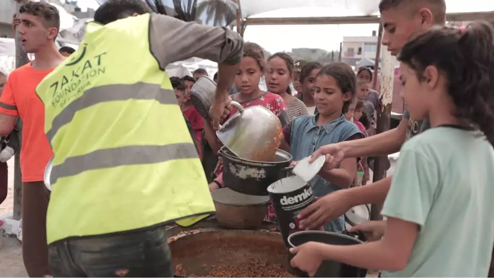 1 Million Meals for Gaza continues to provide nourishing food for families facing starvation.