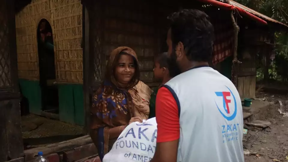 Emergency flood relief essentials for families in Bangladesh bring a sense of hope and security.
