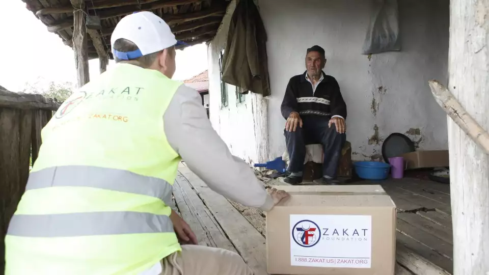 Our field team in Macedonia does house visits with food packages to ensure food security for the elderly.