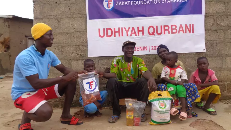 Our seasonal Islamic giving program in Benin helps hungry families secure essentials.