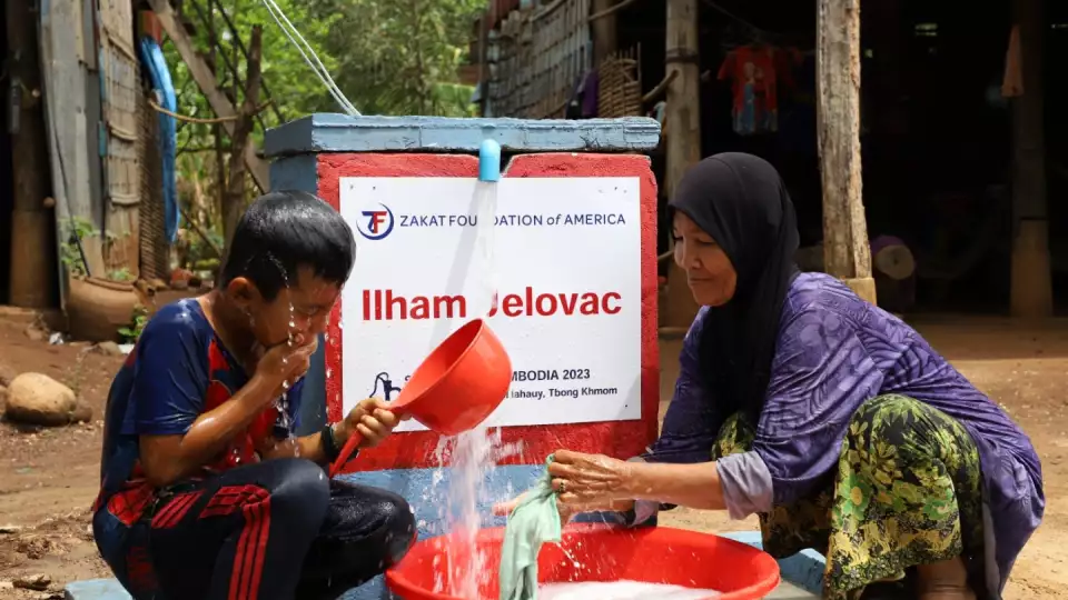 Our water projects ensure Cambodian families have access to clean drinking water without any challenges.