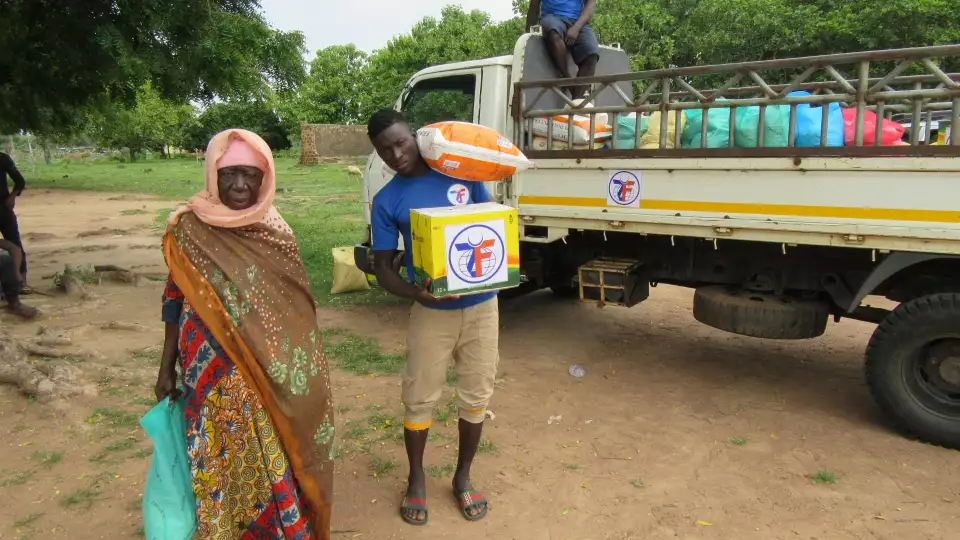 Ramadan food packages ensure families facing food insecurity have the staples needed to cook nourishing meals at home.