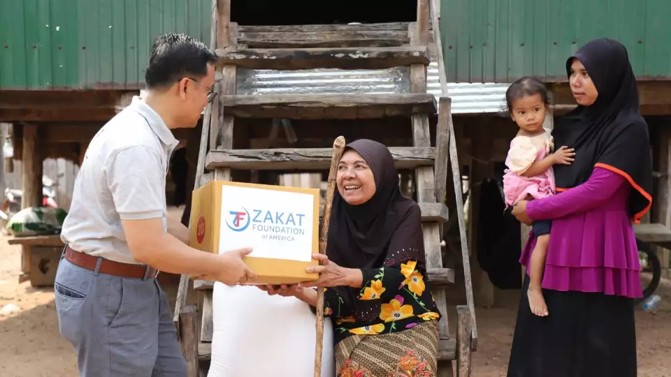 Ramadan food packages ensure families in Cambodia have meals to break their fasts.