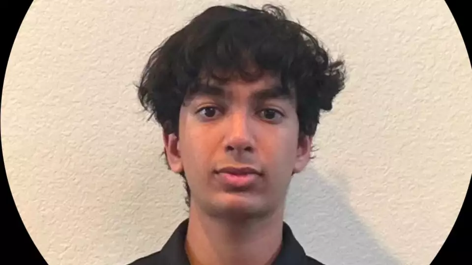 This award will help in contributing to my passion for learning and enable me to pursue a higher education.