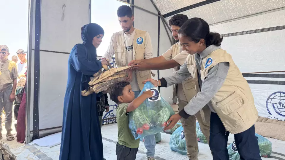 In Gaza, orphans and their guardians receive firewood and vegetable parcels to cook nourishing meals during the ongoing humanitarian crisis.